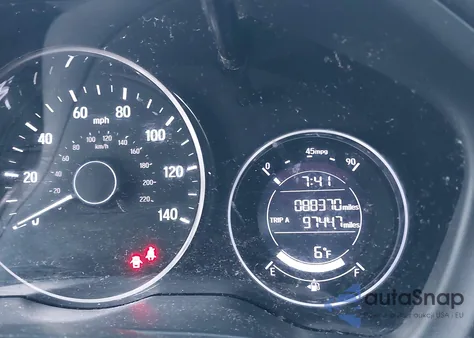 2019 Honda Hr-V Lx z USA, uszkodzony, nr VIN 3CZRU6H33KM742545